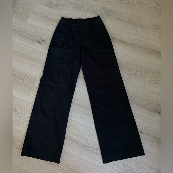 Alo Trouser - Picture 1 of 3